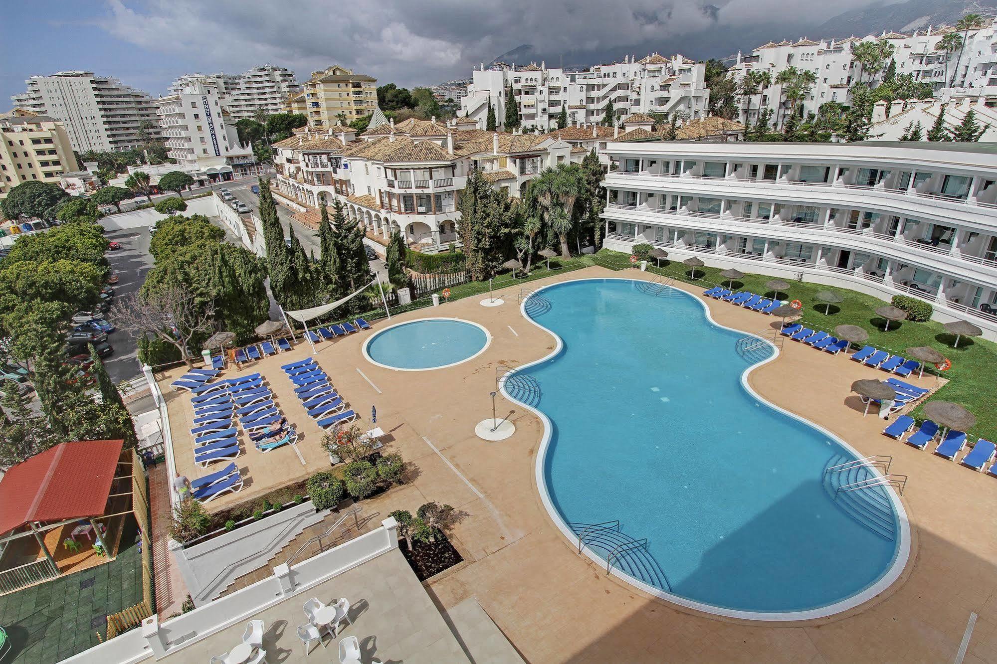 Hotel Palia La Roca Benalmádena Exteriör bild
